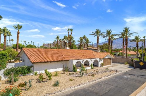 48890 Eisenhower Dr, La Quinta CA  92253-6223 exterior