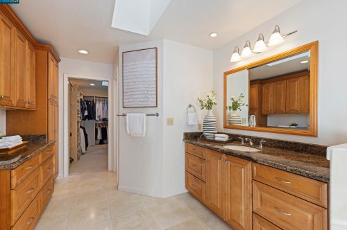 300 Camaritas Way, Danville CA  94526-5439 exterior