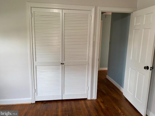 2912 Fairmont St, Falls Church VA  22042-1307 exterior