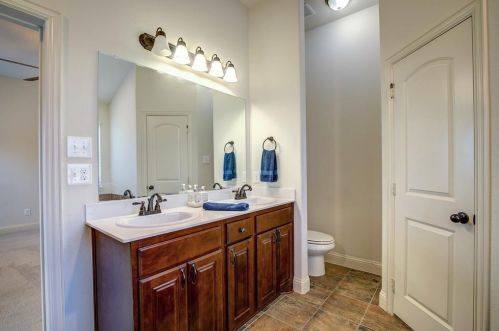 1505 Nathan Cir, Greenville TX  75402-7606 exterior