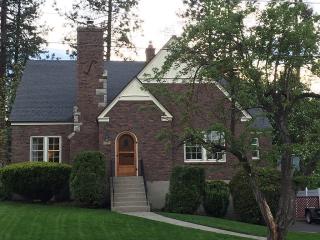2624 Arthur St, Spokane WA  99203-3355 exterior