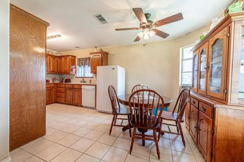 301 Willow Rd, Aubrey TX  76227-9404 exterior