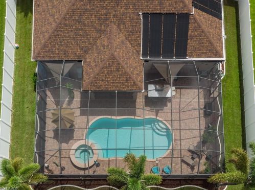 2528 26th Ave, Cape Coral, FL 33904-3320
