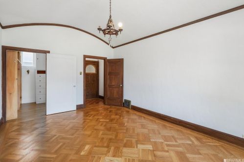 61 Capp St, San Francisco, CA 94103-3648