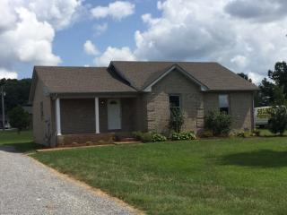 109 Oak Hill Ct, Portland, TN 37148-1753