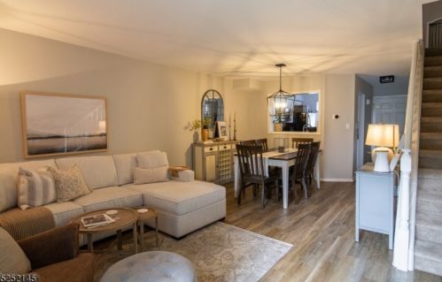 89 Wood Duck Ct, Hackettstown NJ  07840-3322 exterior