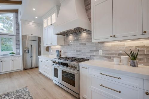 19461 Mesa Dr, Orange, CA 92861-2340