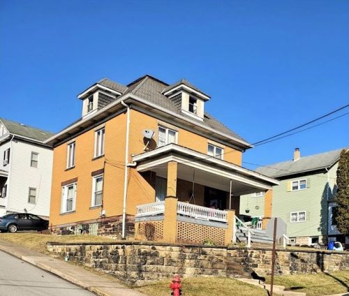 11 Blaine Ave, Manor, PA 15665-9715