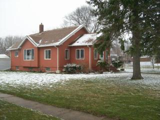 112 Center St, Ceylon MN  56121-4038 exterior