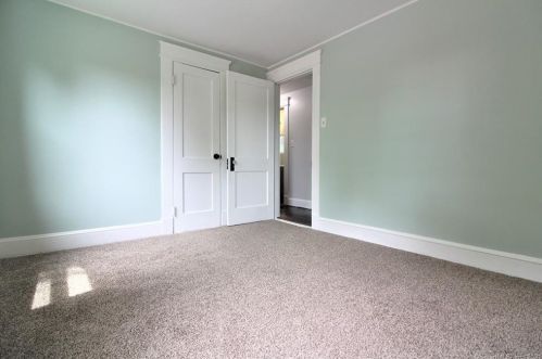 579 Cooke St, Waterbury CT  06710-1424 exterior