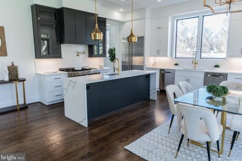 2219 Westmoreland St, Falls Church VA  22043-1701 exterior