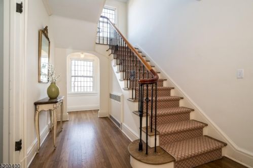 85 Undercliff Rd, Montclair NJ  07042-1616 exterior