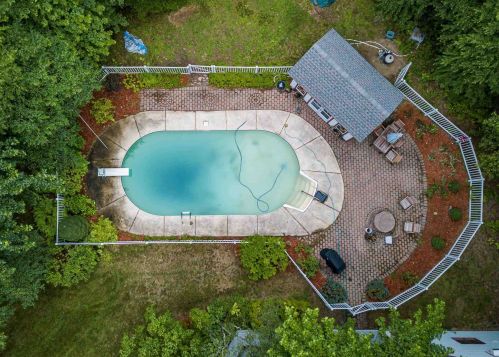 42 Watson Rd, Dover NH  03820-5801 exterior