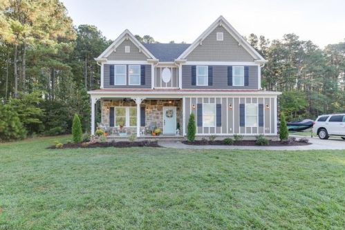 1317 Pitchkettle Farm Ln, Suffolk, VA 23434-8468