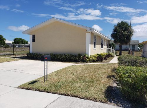 1501 19th St, West Palm Beach, FL 33404-5215
