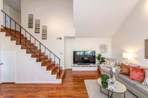 22905 Van Deene Ave, Torrance CA  90502-2543 exterior