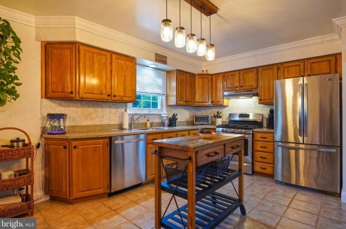 7 Zelley Ave, Trenton NJ  08620-2321 exterior