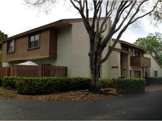 10941 113th Pl, Miami, FL 33176-8275