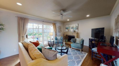 2216 Casa Mia Dr, San Jose, CA 95124-2041
