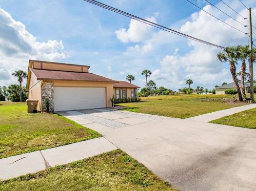 367 Florida Pkwy, Kissimmee, FL 34743-6326