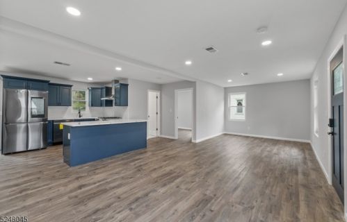 23 Kent Rd, Paterson NJ 07502-1406 exterior