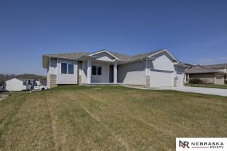14608 24th St, Bellevue, NE 68123-2001