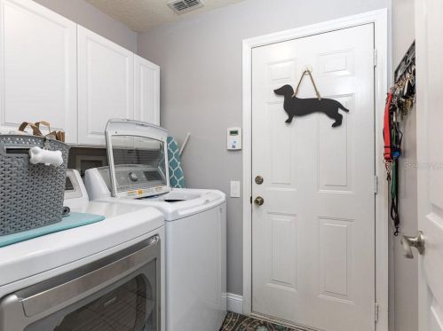 48 Valleywood Dr, De Bary FL  32713-3280 exterior