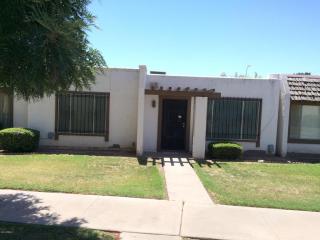 4654 Tuckey Ln, Glendale, AZ 85301-4145