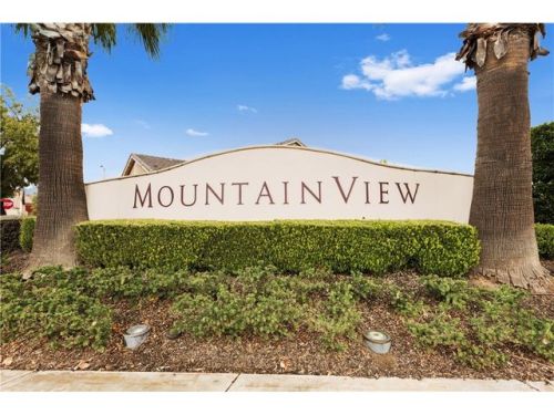 1652 Amber Lily Dr, Beaumont, CA 92223-8413
