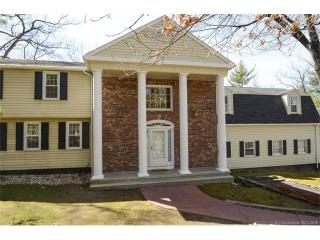 35 Anvil Dr, Avon, CT 06001-3218