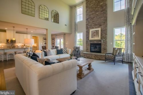 35 Winifred Dr, Hanover PA  17331 exterior