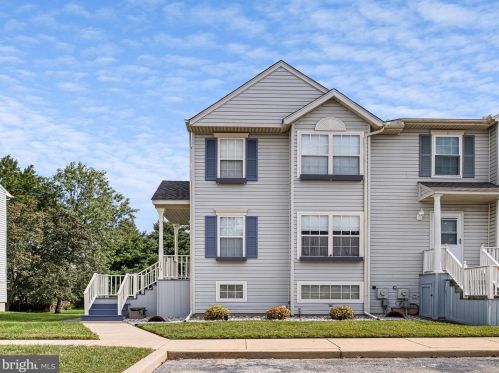 110 Mcmullen Cir, Bear, DE 19701-3058
