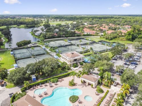 6280 Bellerive Ave, Naples FL  34119-4713 exterior