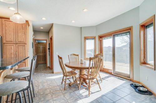 5230 Creekside Pl, La Crosse WI  54601-2296 exterior