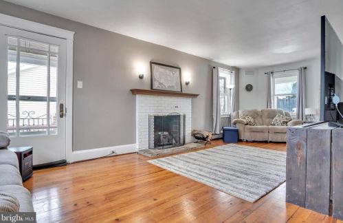316 3rd St, Mc Connellsburg, PA 17233-1114