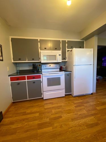 630 Stearns Ave, Paynesville MN  56362-1406 exterior