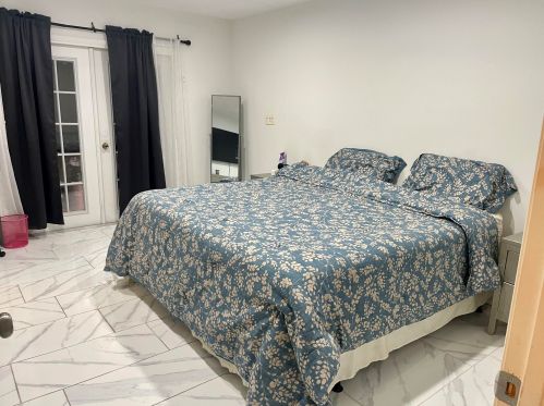 525 Billiar Ave, Fort Pierce FL  34983-8730 exterior