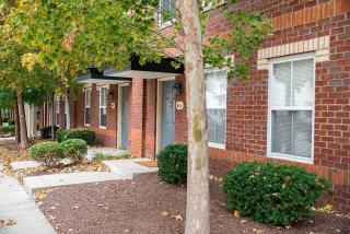 2529 Carson St, Pittsburgh PA  15204-2047 exterior