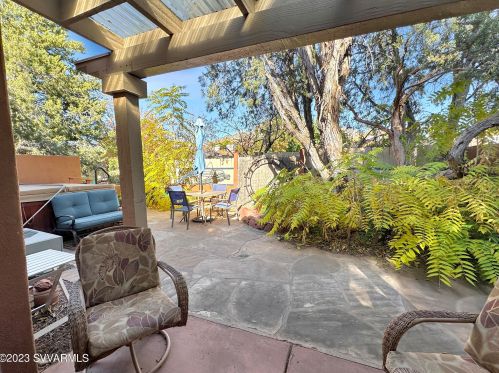 851 Dusty Rose Dr, Sedona AZ 86336-7427 exterior