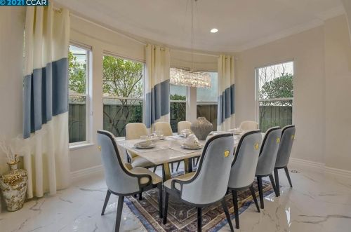 11030 Inspiration Cir, Pleasanton CA 94568-5530 exterior