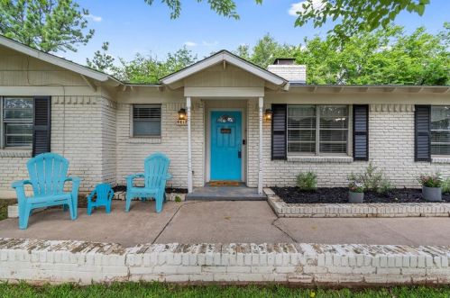 4817 Holiday Ln, Fort Worth, TX 76180-7983