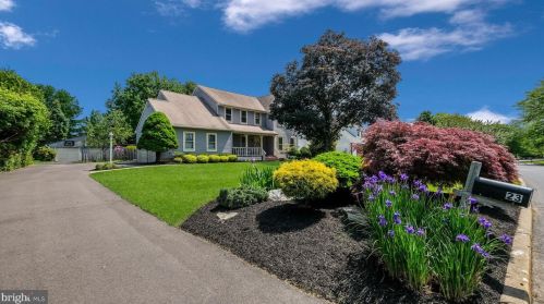 23 Rucker Rd, Southampton, PA 18954-1061