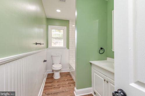 2423 Branch Pike, Riverton NJ  08077-4262 exterior