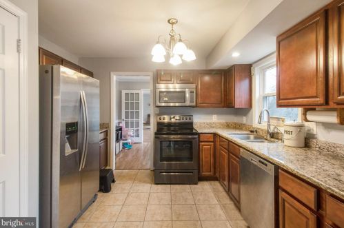 10329 Gordon Rd, Spotsylvania VA  22553-3725 exterior