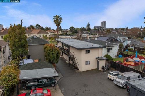 366 45 St, Oakland CA 94609-2259 exterior