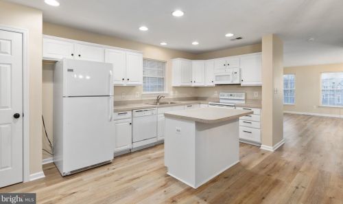 115 Frontier Fort Ln, Strasburg VA  22657-2177 exterior