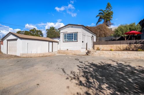 2031 Lanoitan Ave, National City CA  91950-6237 exterior