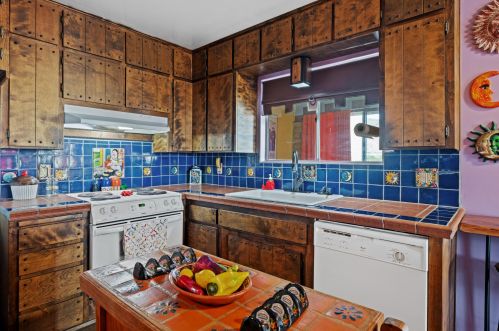 73400 Dillon Rd, Desert Hot Springs CA  92241-7810 exterior