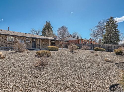 661 Joplin St, Denver CO  80011-7604 exterior