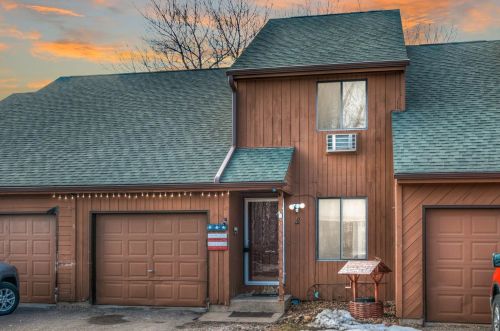 620 Northend Rd, Hudson, WI 54016-9511